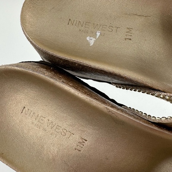 Nine West sandals size 11 gold Italian leather sequins Bollywood festival - Picture 9 of 11